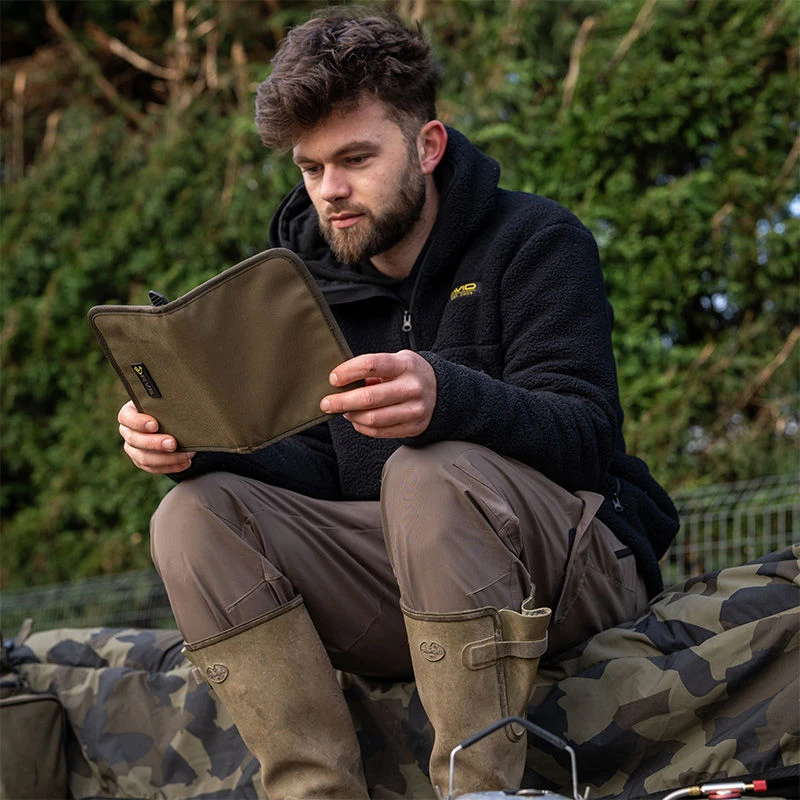 Avid Carp RVS Licence Wallet